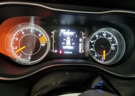 2020 Jeep Cherokee Latitude Plus from USA, damaged, VIN 1C4PJLLB1LD596596